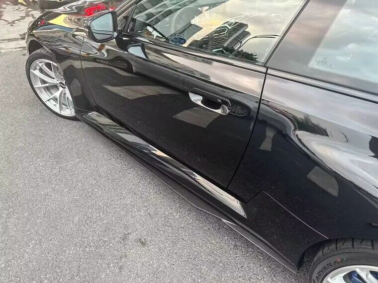 G87 M2 MHC Style Dry Carbon Side Skirts